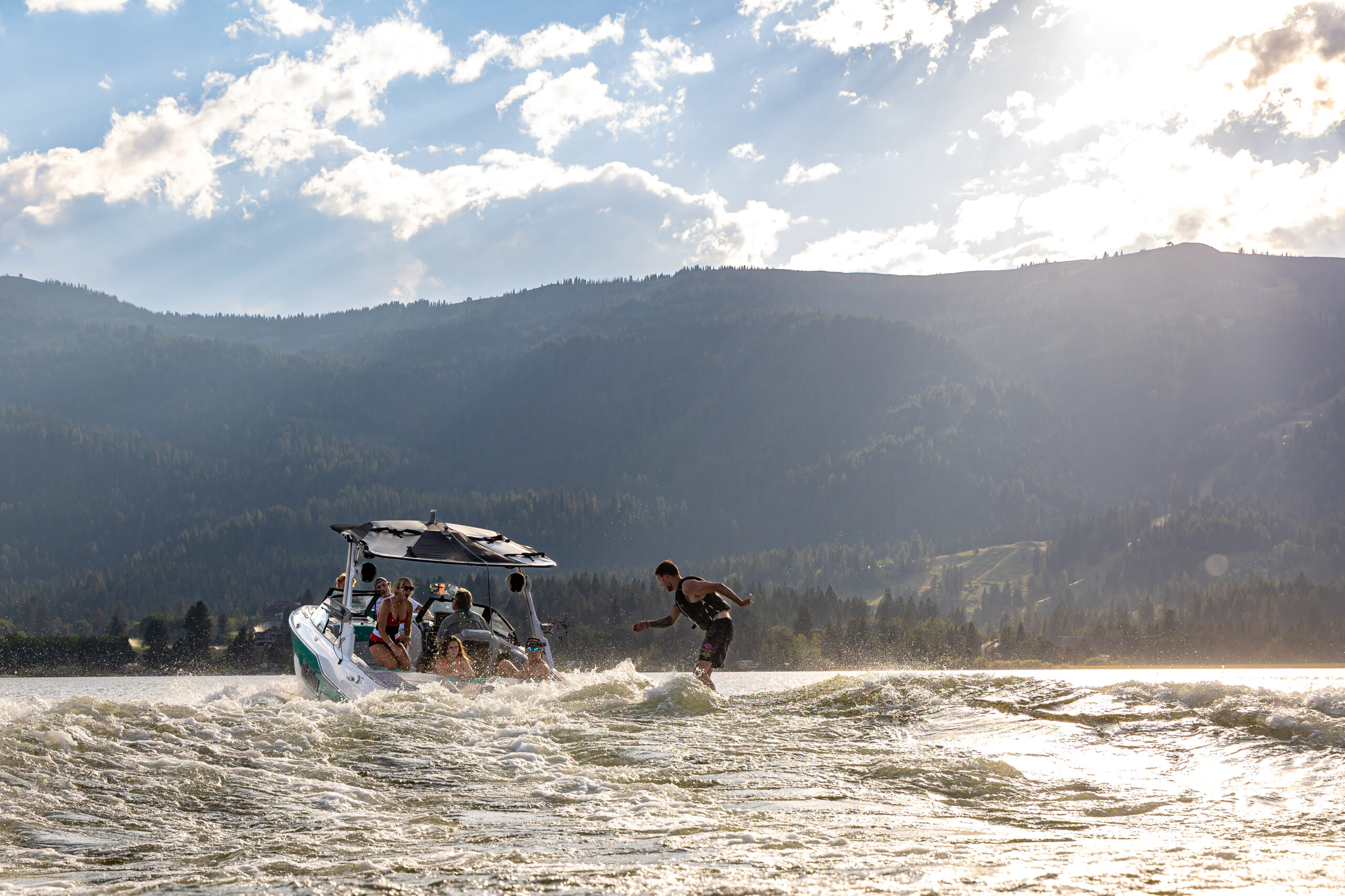 surfing at lake cascade